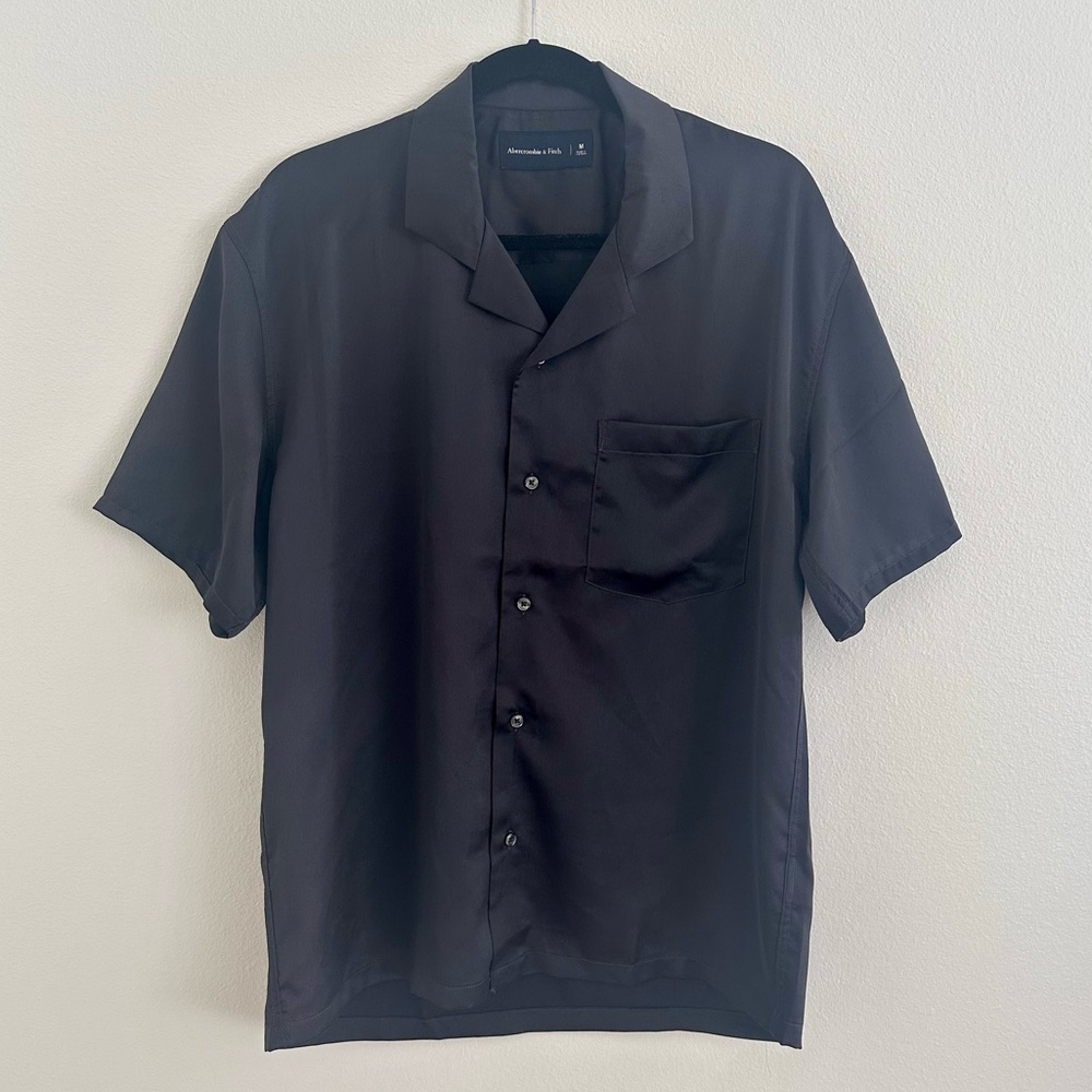 Abercrombie & Fitch Men's Black Silk Resort Shirt